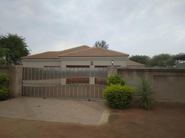 Property For Sale in Gaborone North, Gaborone, Gaborone North